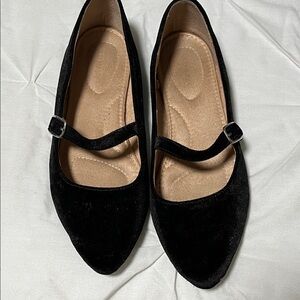 Black Velvet Flats